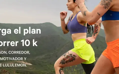 Dos corredoras con tatuajes entrenan para un plan de 10 km. Rob Watson, corredor y entrenador, ofrece su guía.